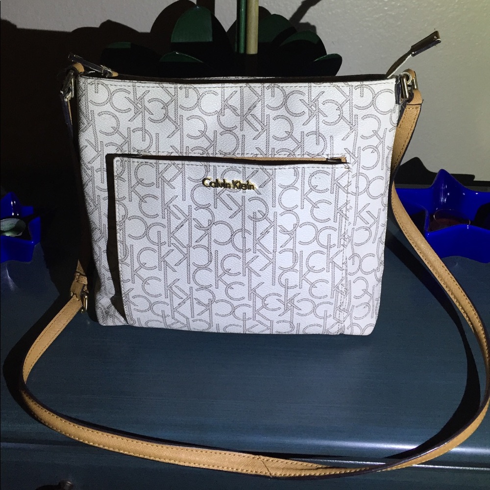 Calvin klein purse 👛